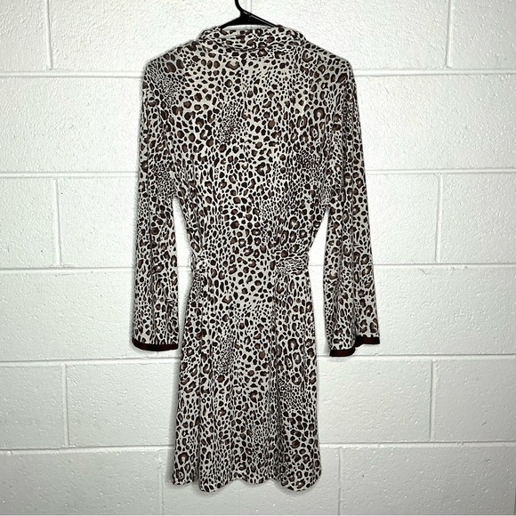 < NWOT Jones New York Leopard Print Robe > - Picture 4 of 4